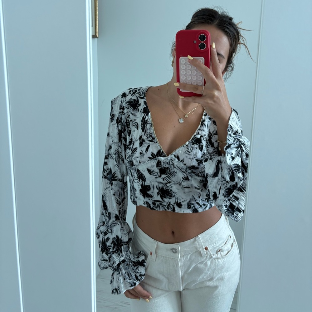 Floral Black and White Women's Top
